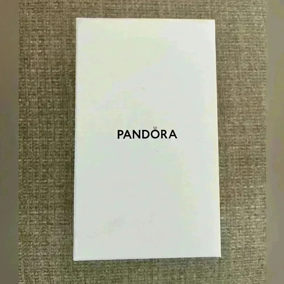 Brand New  Pandora 2020 Limited Edition Holiday Ornament - Picture 2 of 8